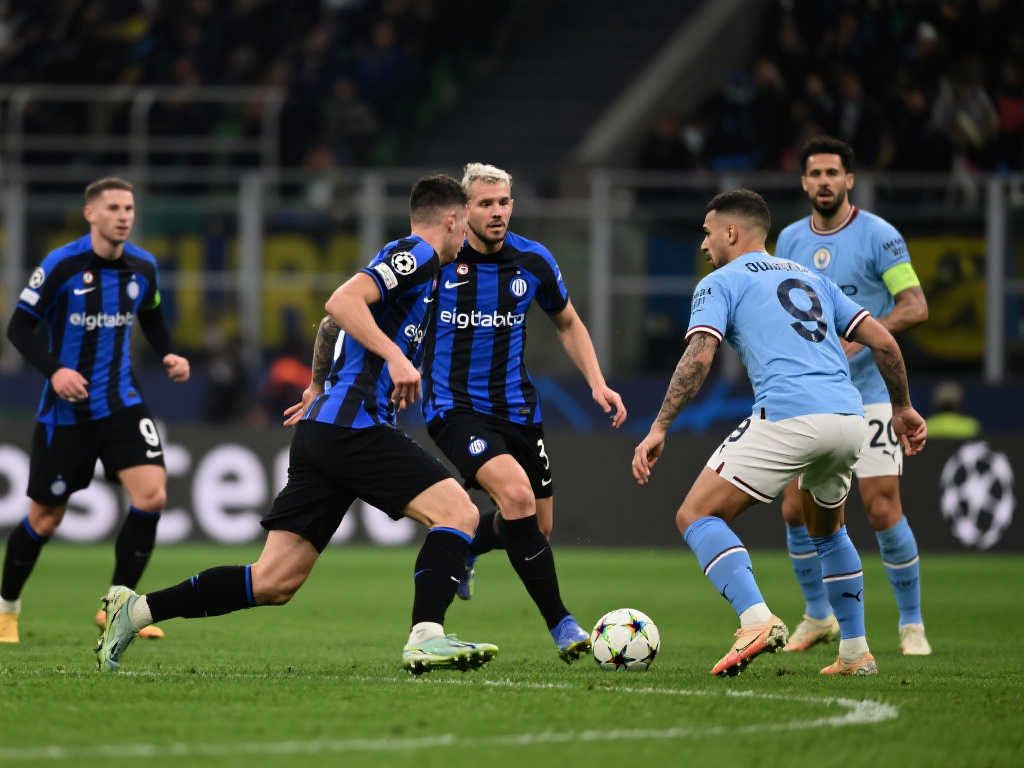 不仅为球队 不仅为球队